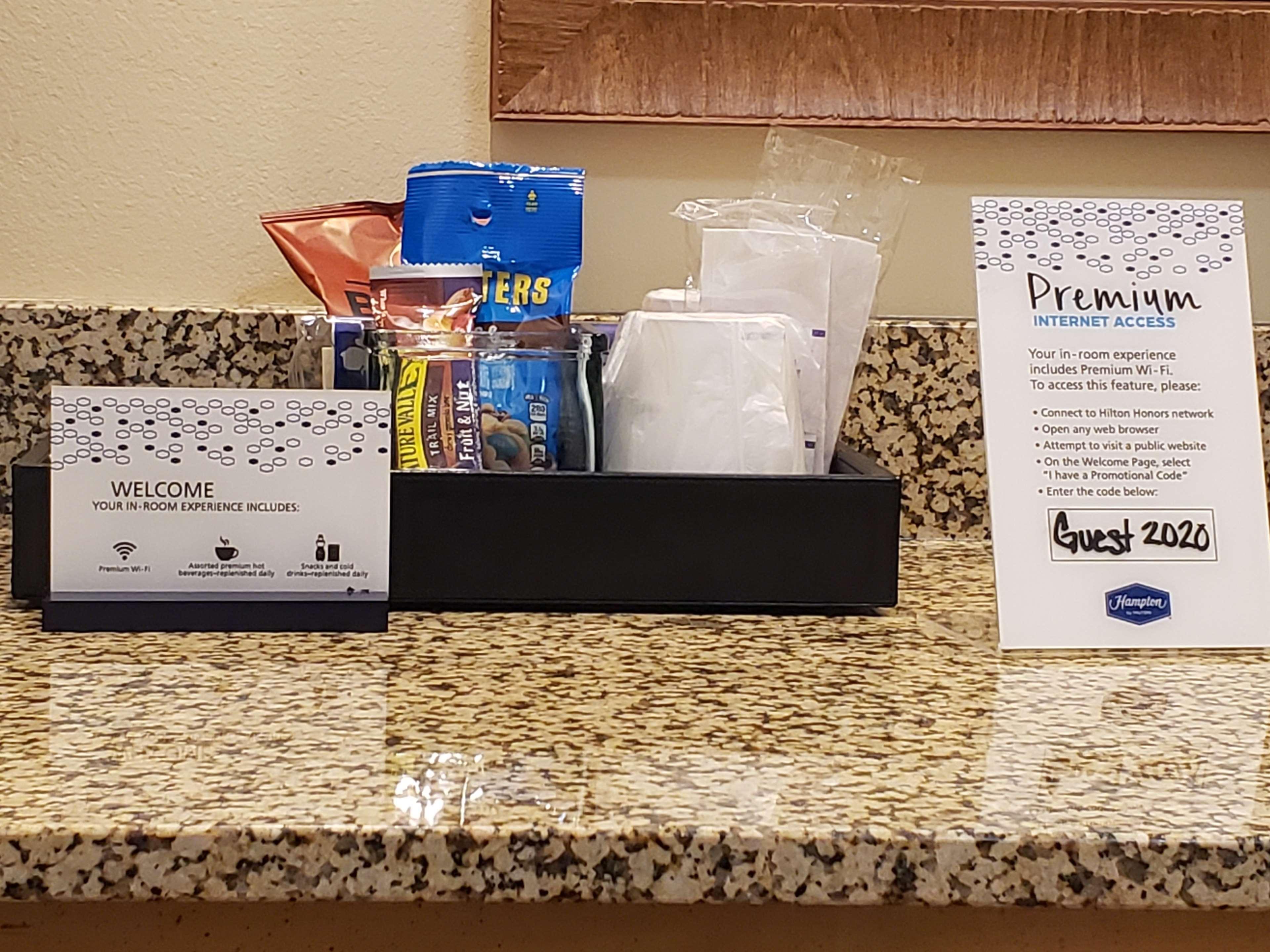 Hampton Inn & Suites Riverton Bagian luar foto