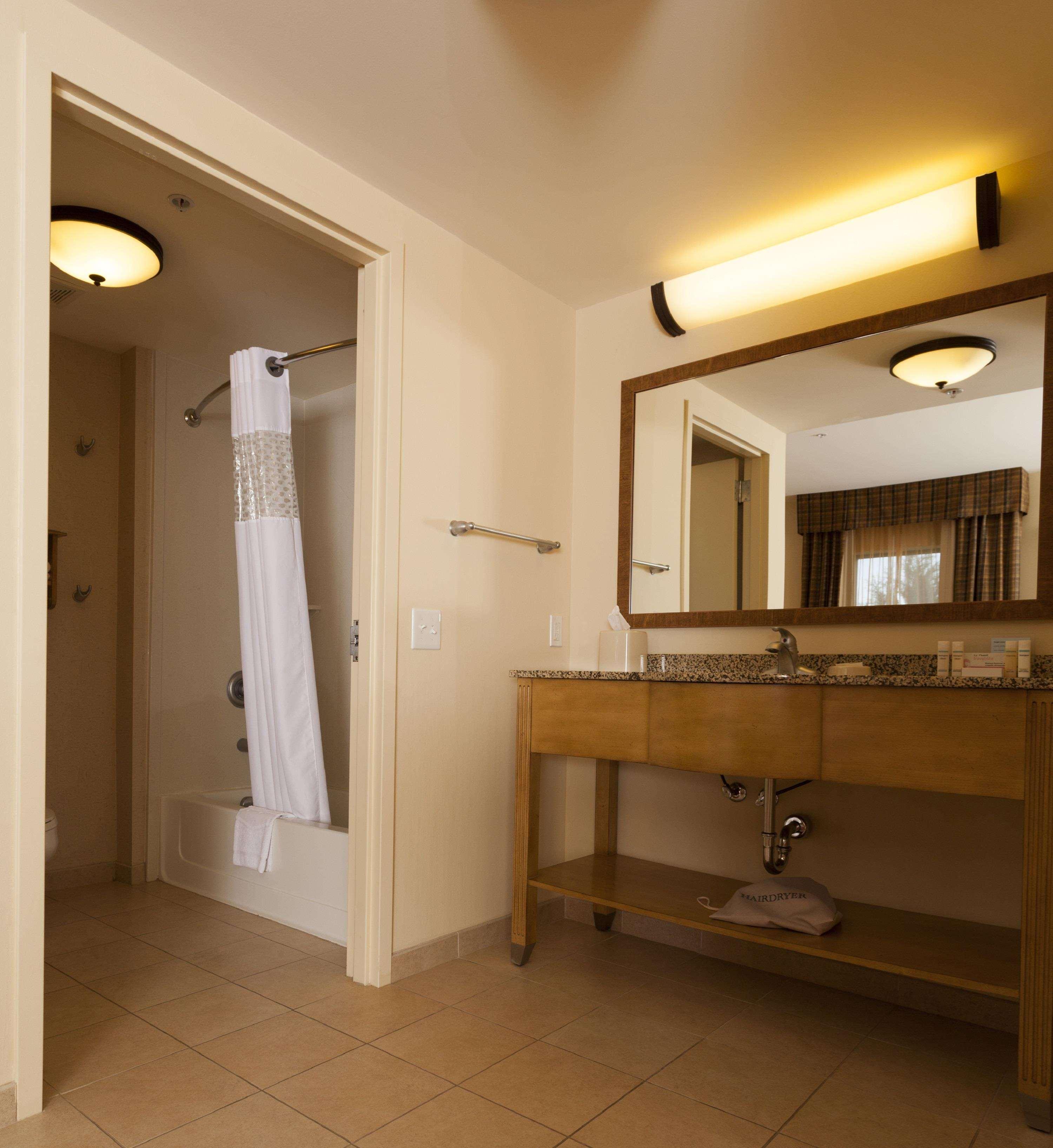 Hampton Inn & Suites Riverton Bagian luar foto