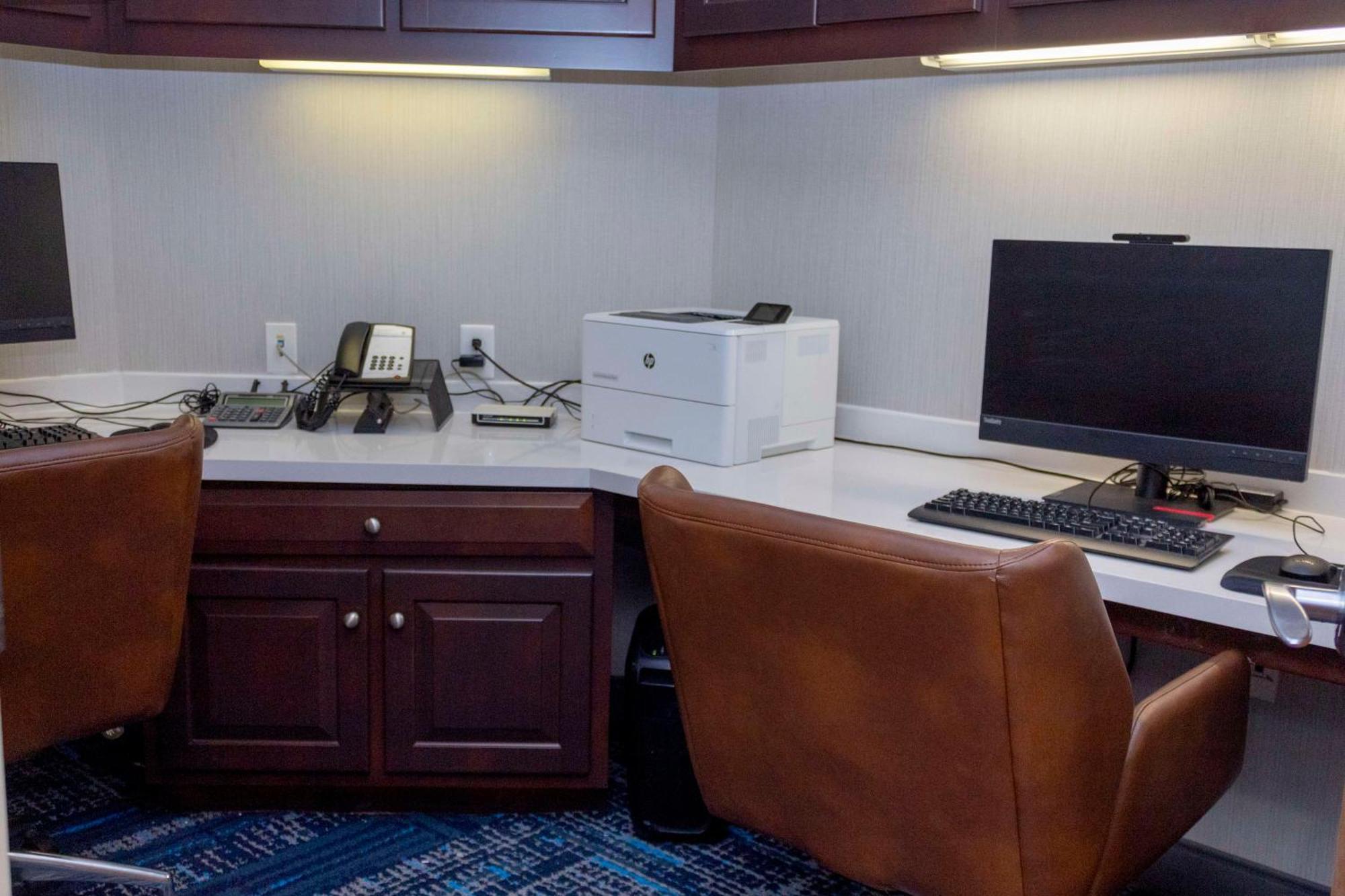 Hampton Inn & Suites Riverton Bagian luar foto