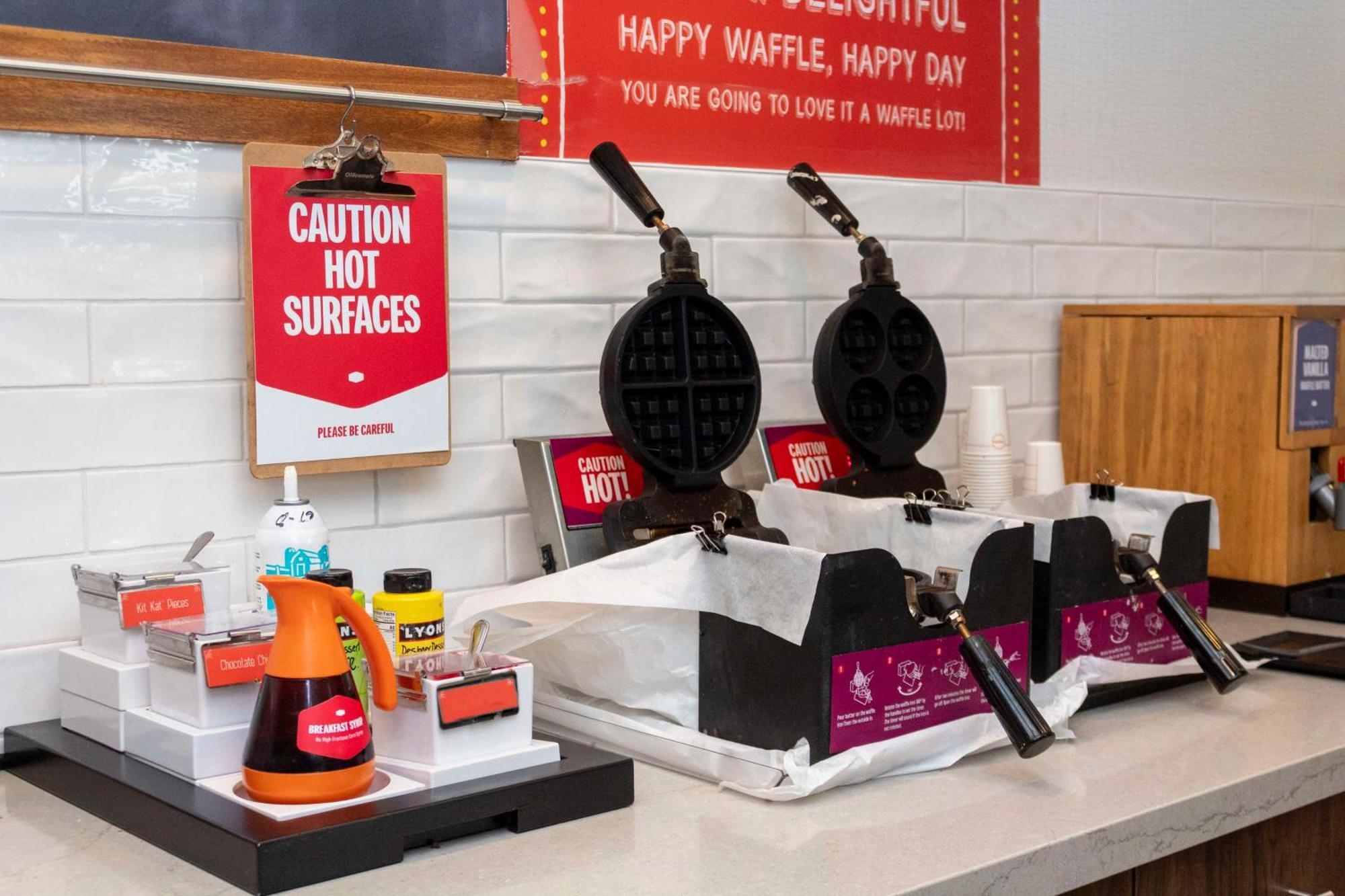 Hampton Inn & Suites Riverton Bagian luar foto