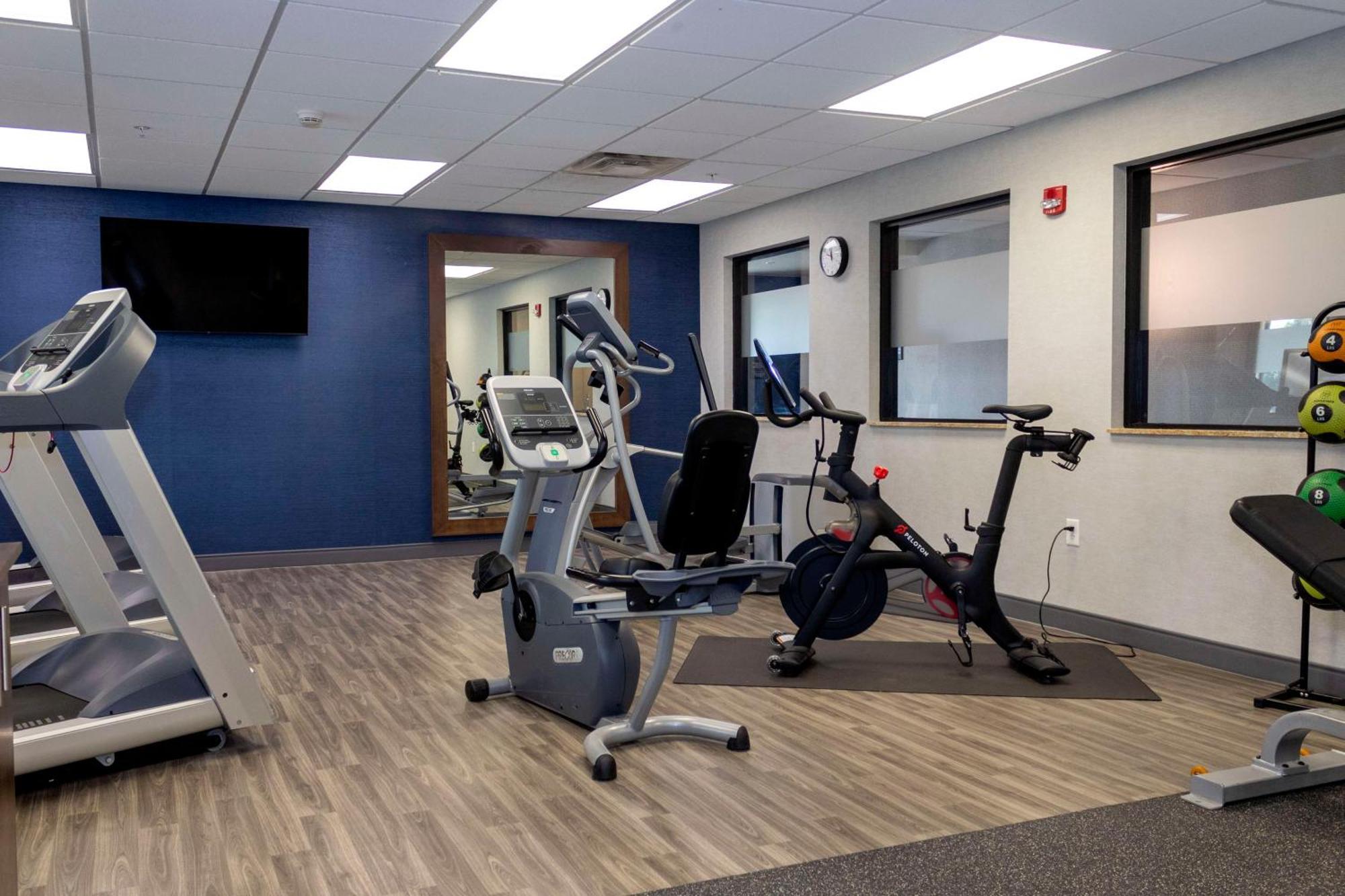 Hampton Inn & Suites Riverton Bagian luar foto