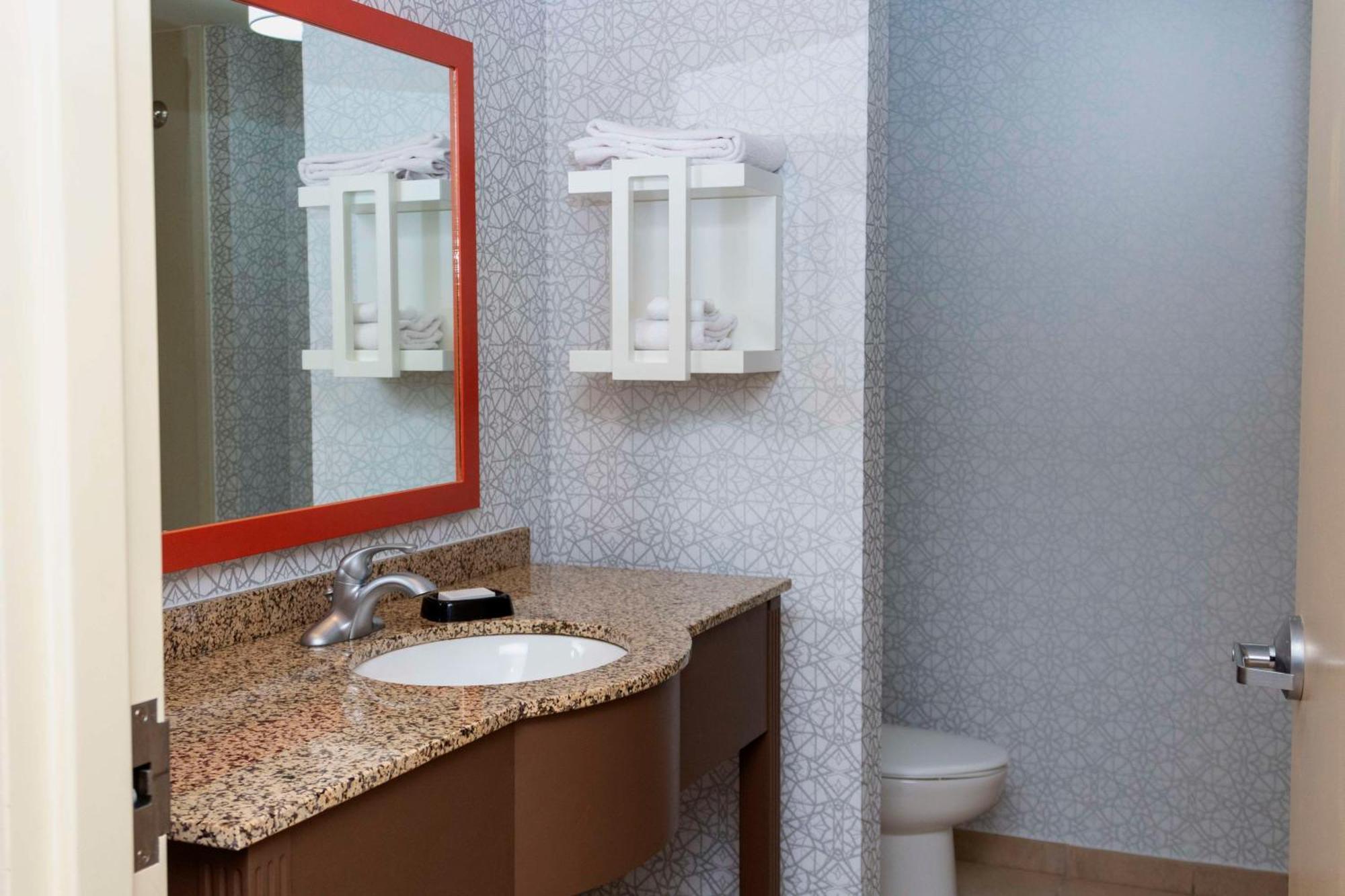 Hampton Inn & Suites Riverton Bagian luar foto