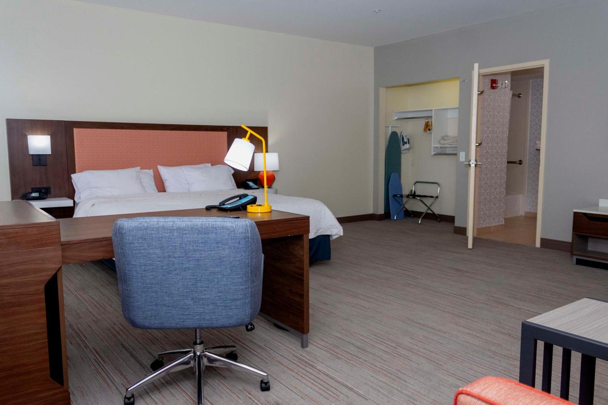 Hampton Inn & Suites Riverton Bagian luar foto