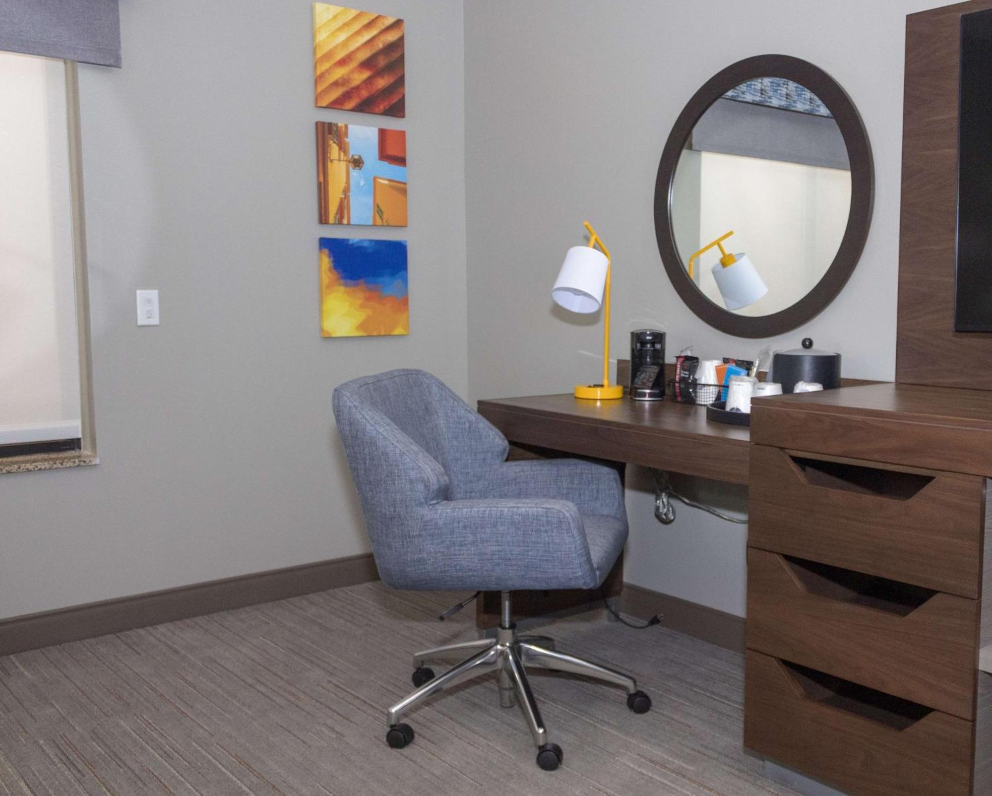 Hampton Inn & Suites Riverton Bagian luar foto