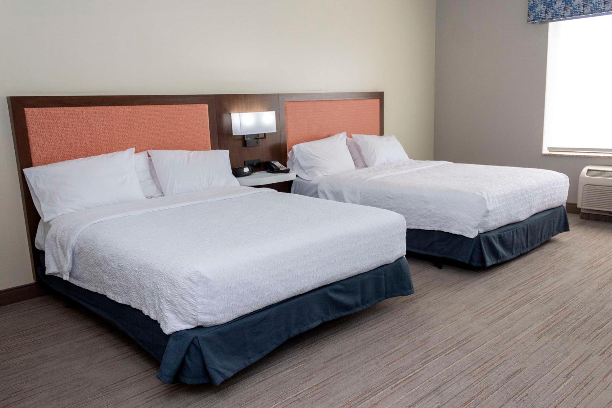 Hampton Inn & Suites Riverton Bagian luar foto