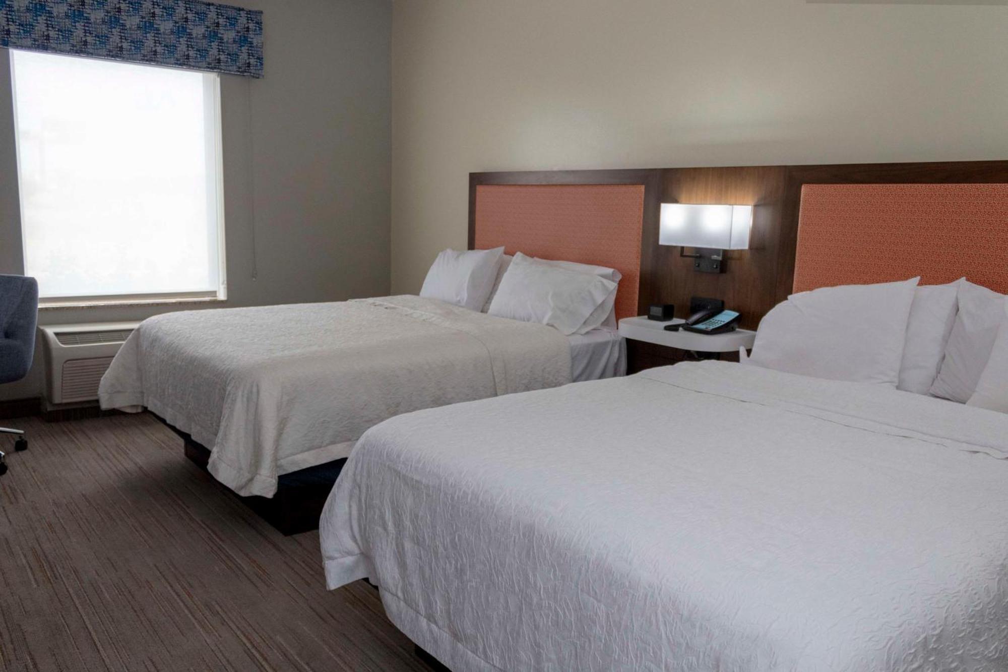 Hampton Inn & Suites Riverton Bagian luar foto